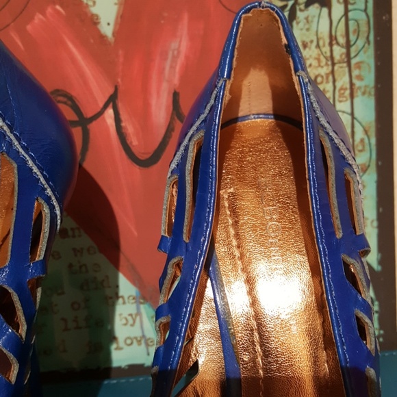 Royal Blue BCBGeneration Pumps - Picture 4 of 6